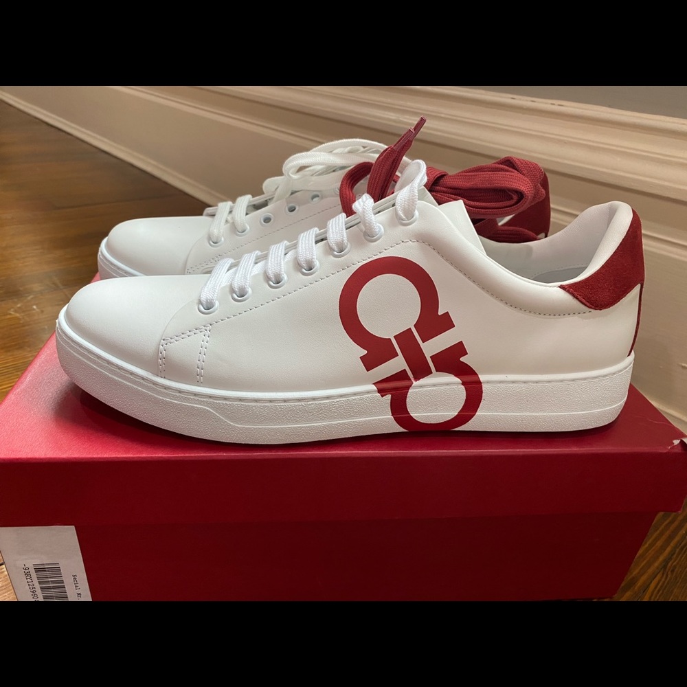 Salvatore Ferragamo Number Leather Sneaker Men's Size 9. - Picture 4 of 8